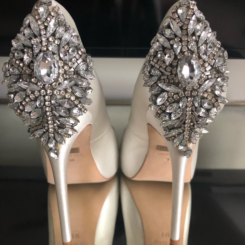 Badgley Mischka Kiara Embellished Peep Toe Pump